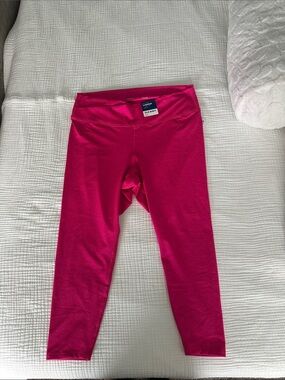 Old Navy Women’s Plus Size Cloud Comfy Bright Fuchsia Active Leggings
